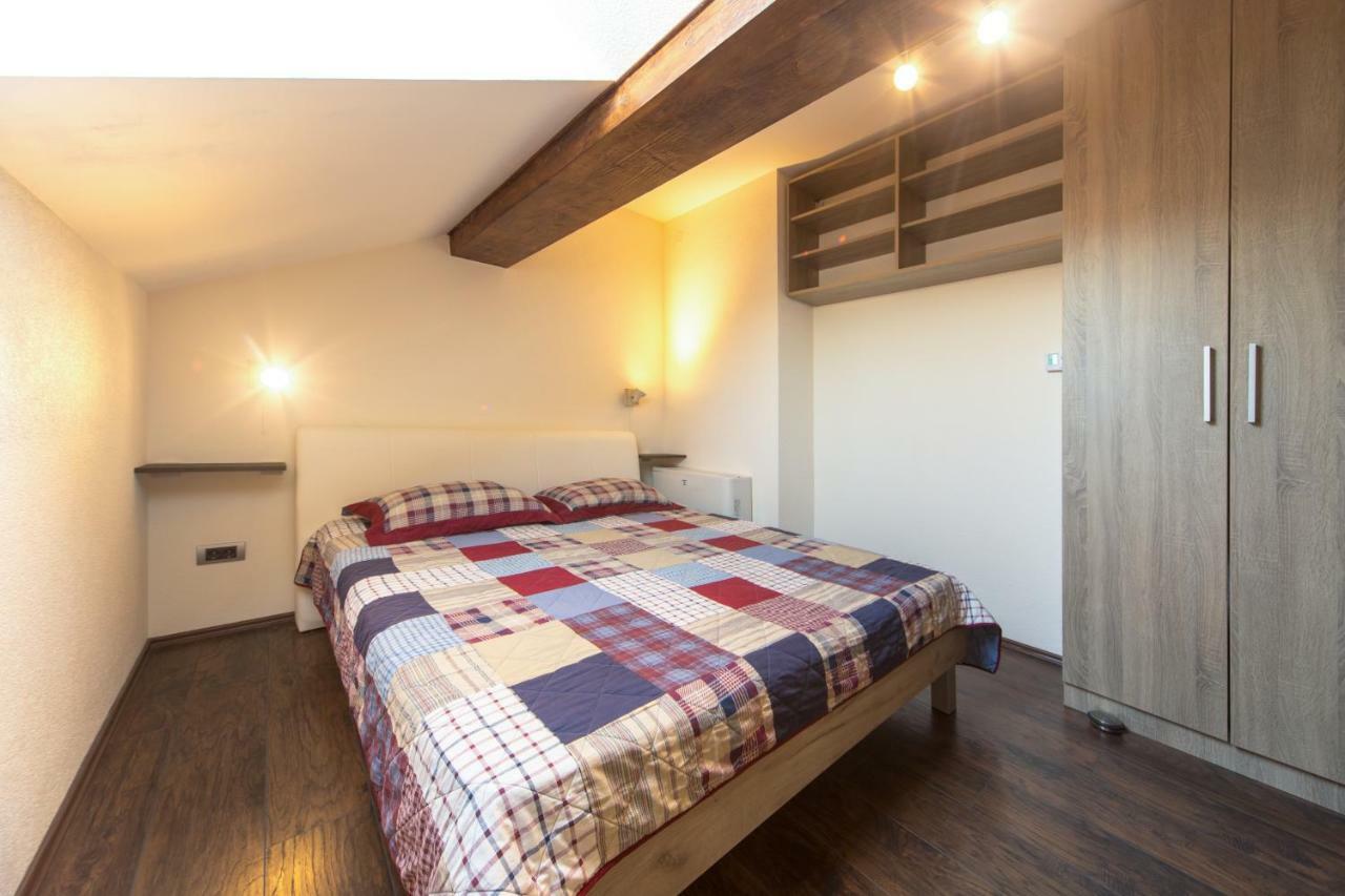 New And Nice Apartments Kragujevac Esterno foto