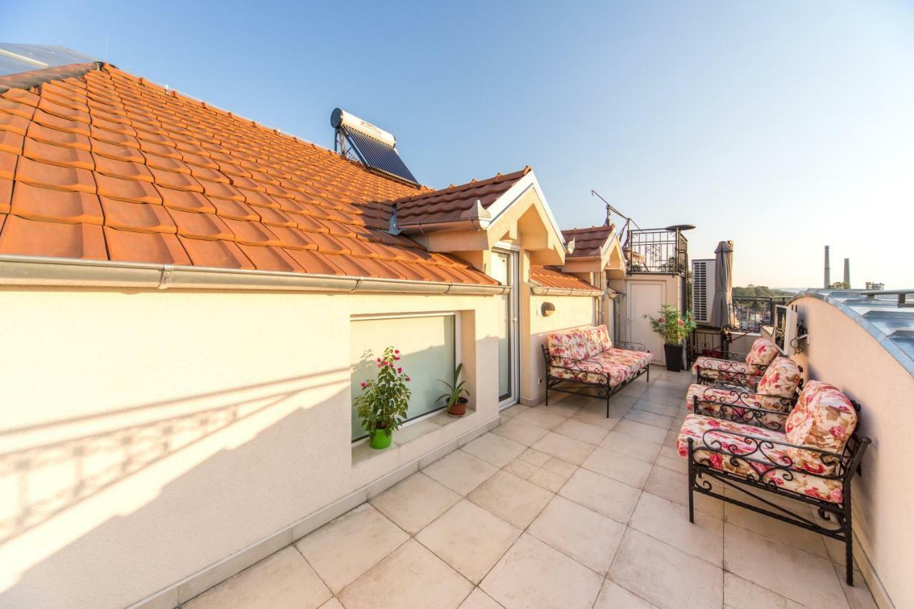 New And Nice Apartments Kragujevac Esterno foto
